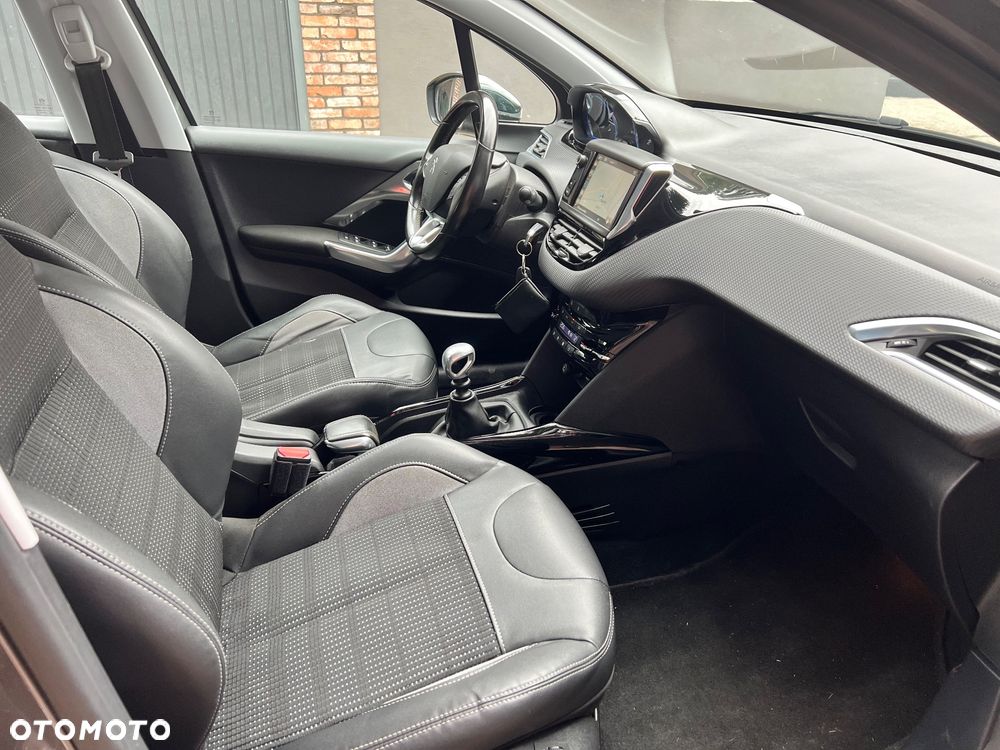 Peugeot 2008 PureTech 130 Stop&Start Allure - 18
