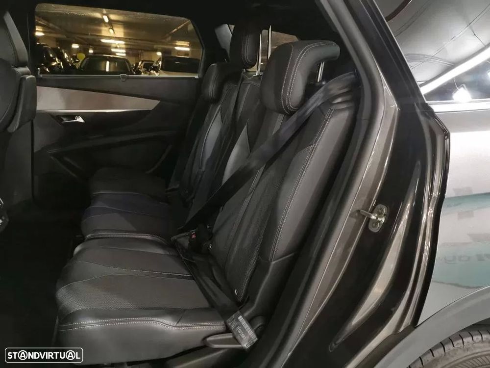 Peugeot 5008 - 5