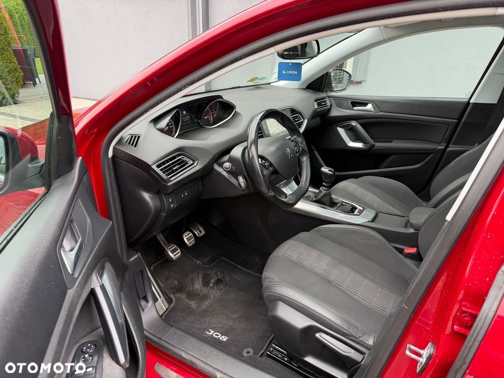 Peugeot 308 BlueHDi 130 Stop & Start Allure Pack - 6