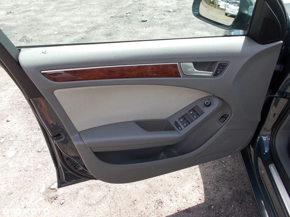 Audi A4 Avant 2.0 TDI Multitronic - 22