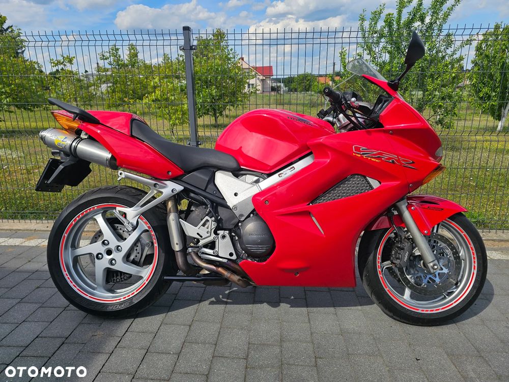Honda VFR - 1