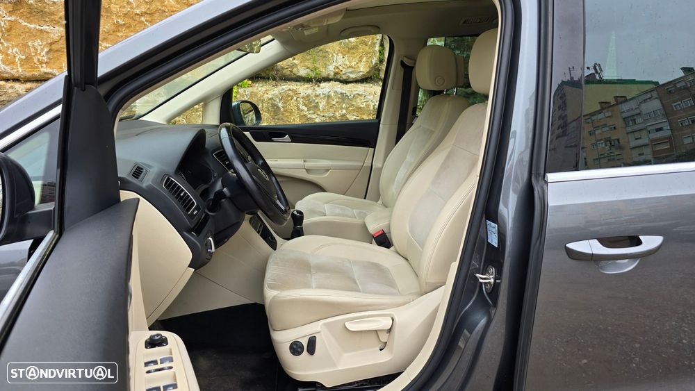 VW Sharan 2.0 TDI Blue Highline - 34