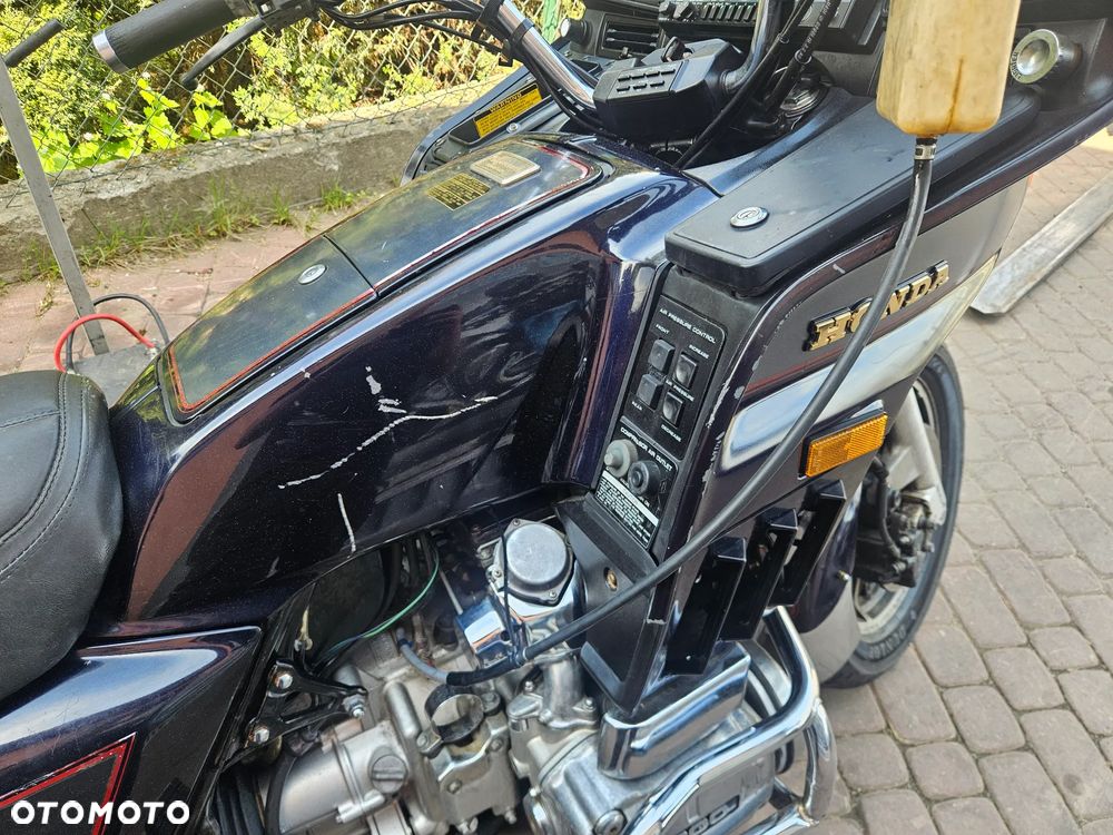 Honda GL - 29
