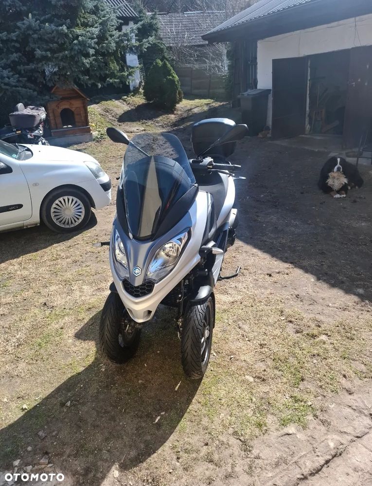 Piaggio MP-3 - 7