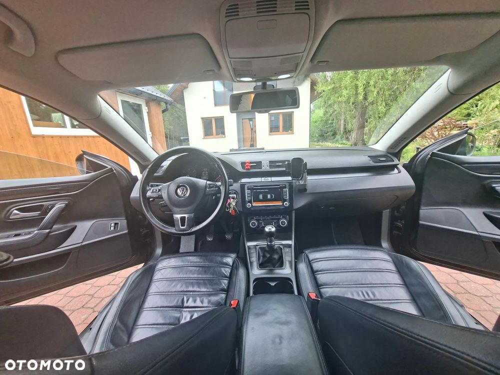 Volkswagen Passat 2.0 TDI Comfortline - 10
