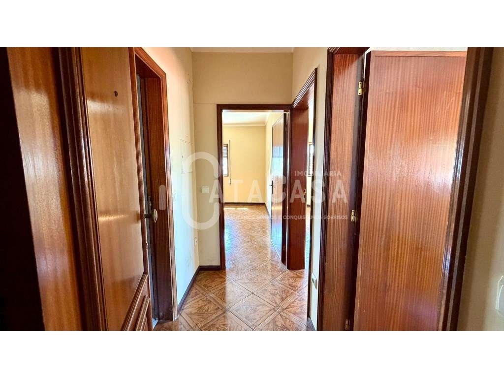 Apartamento T1 para arrendamento no centro de Barrô, Águeda - Grande imagem: 4/9