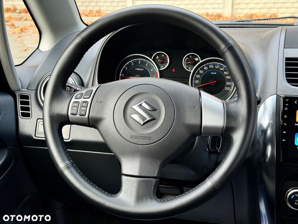 Suzuki SX4 1.6 VVT Automatik Comfort - 23