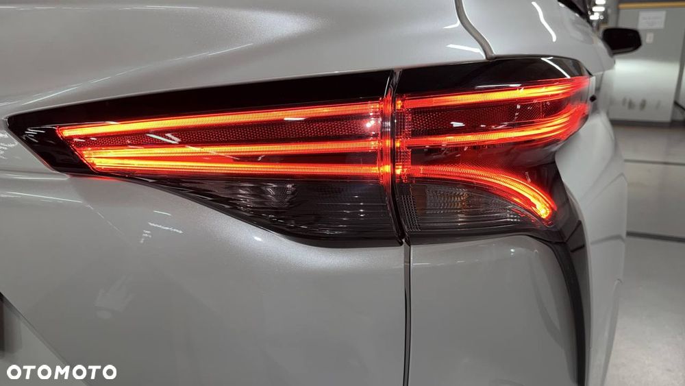 Toyota Sienna - 11