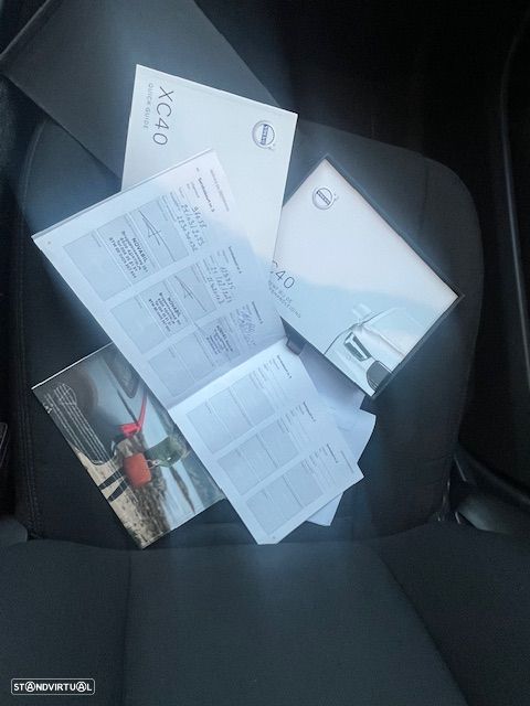 Volvo XC 40 1.5 T2 Essential - 10