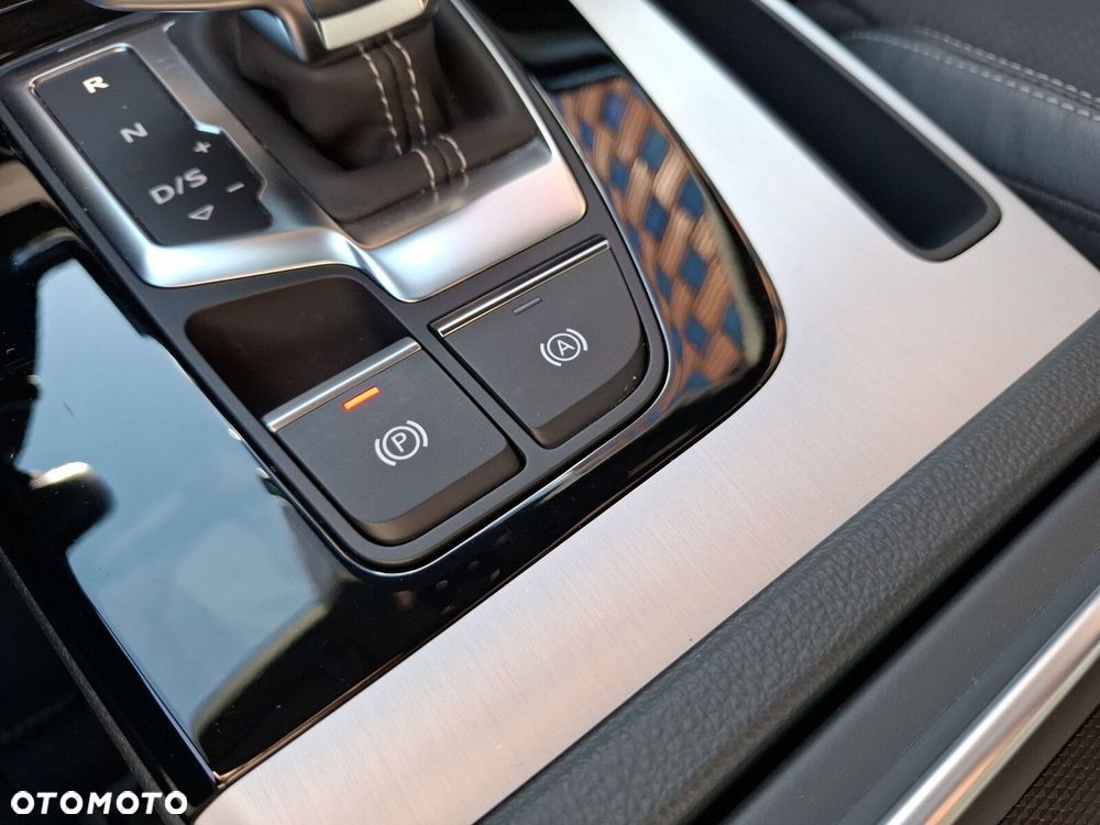 Audi Q5 Sportback - 41