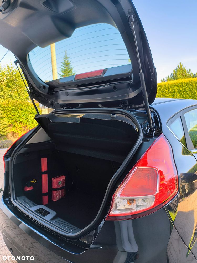 Ford Fiesta 1.0 EcoBoost Titanium - 25