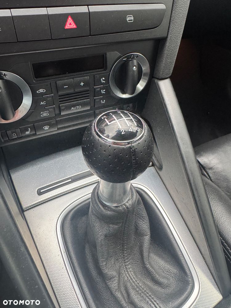 Audi A3 Cabrio 1.8 TFSI Attraction - 25