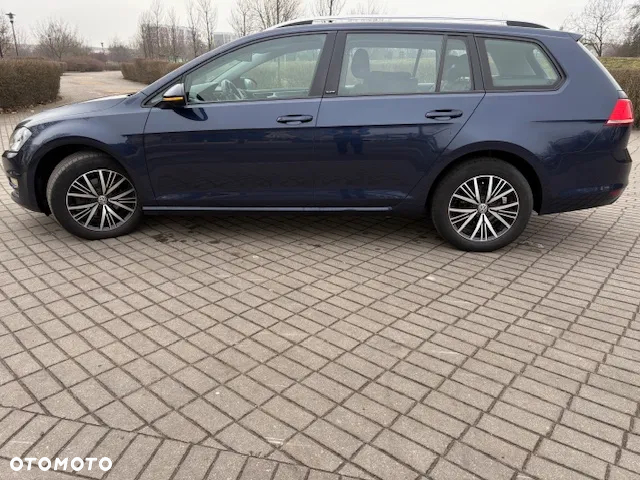 Volkswagen Golf - 9