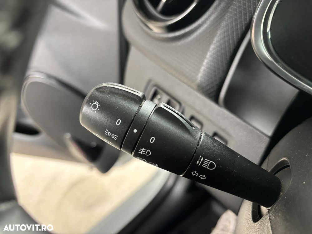 Renault Clio 0.9 TCe Life - 19