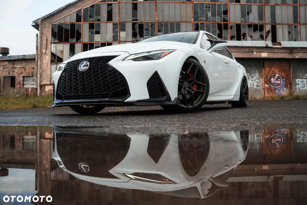 Lexus IS - 9