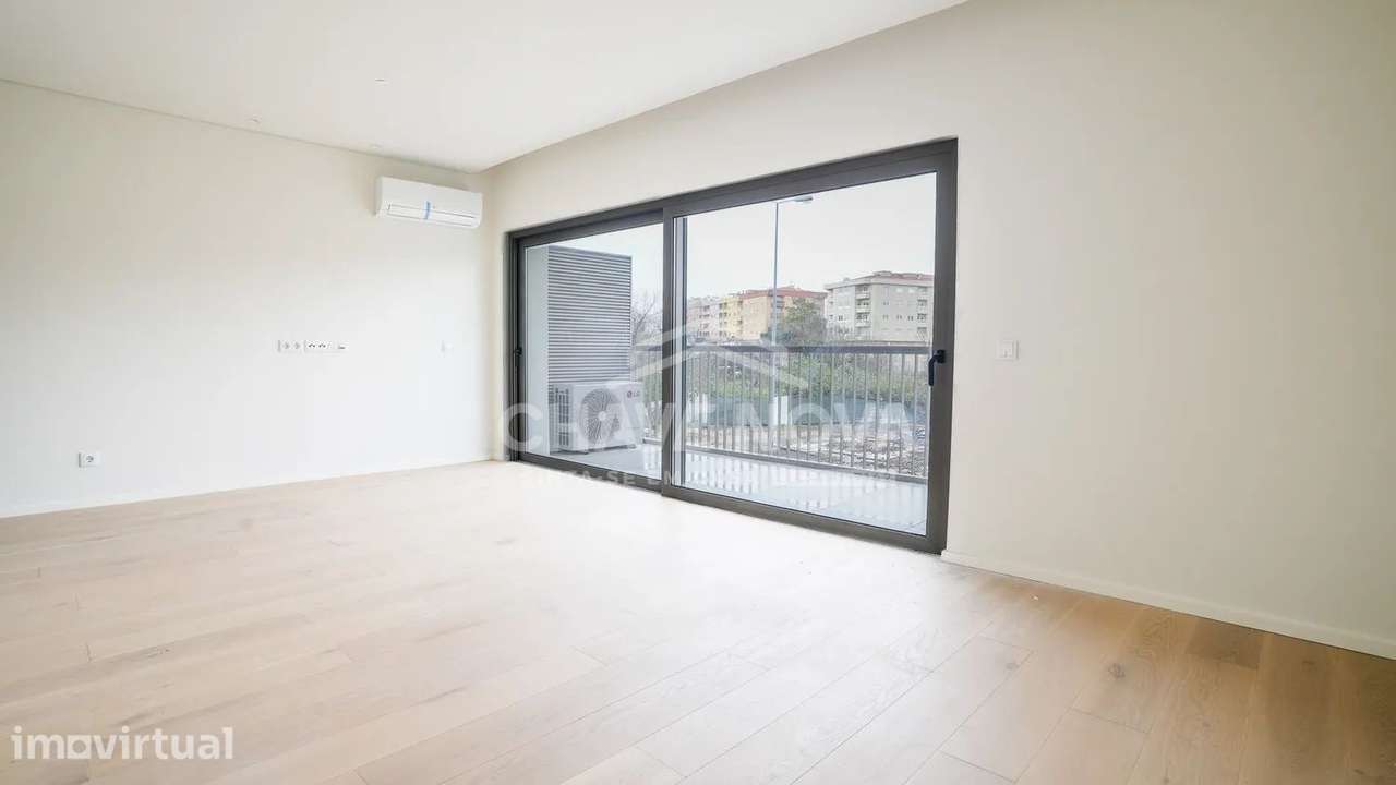 Apartamento T2 Novo com Varanda e Lugar de Garagem- Canidelo - Grande imagem: 4/15
