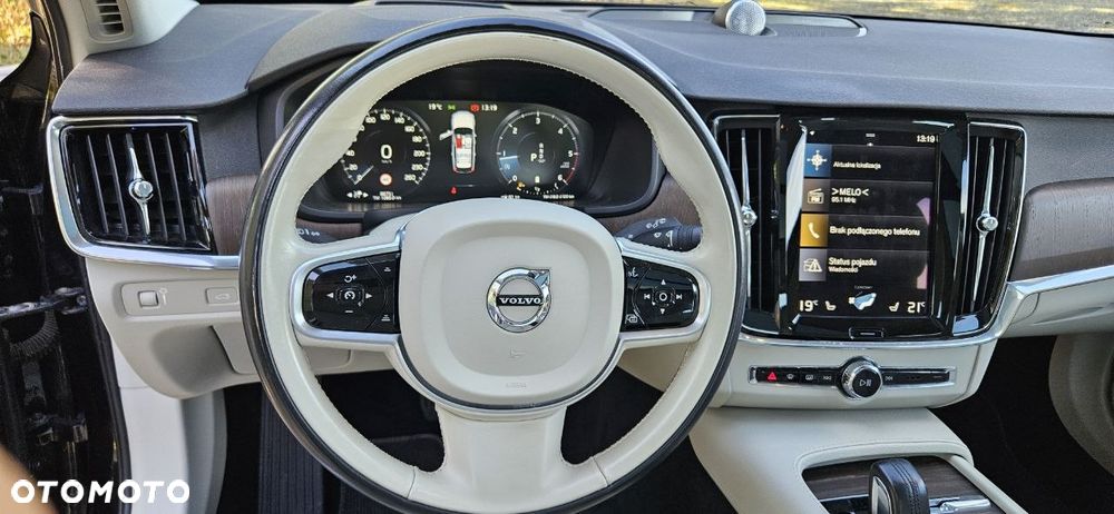 Volvo V90 Cross Country B5 D AWD Pro - 25
