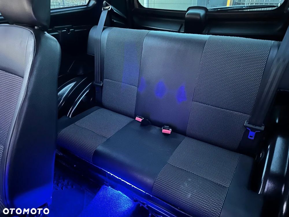 Aixam Crossline - 10