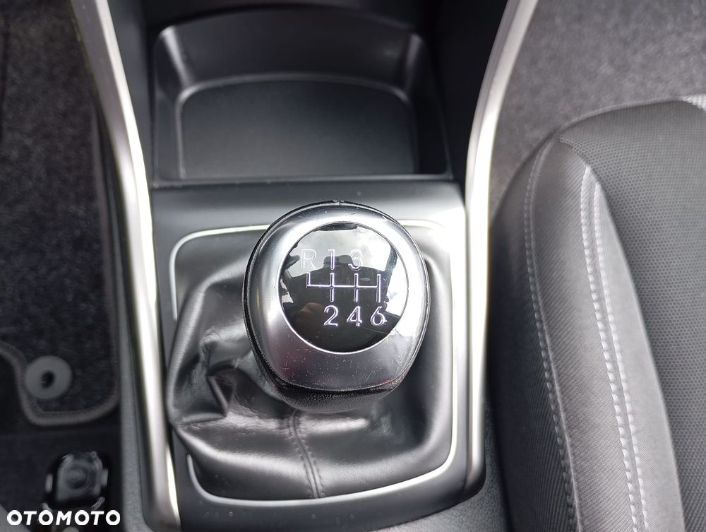 Hyundai i30 i30cw 1.4 Fifa World Cup Edition - 11