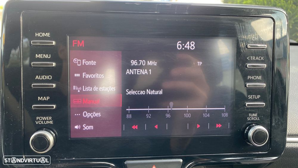 Toyota Yaris 1.5 HDF Comfort - 40