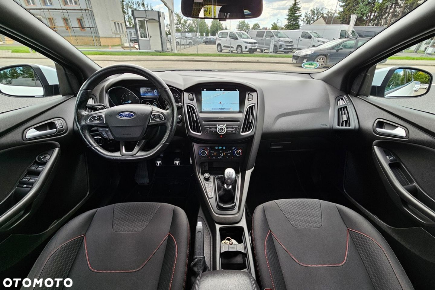 Ford Focus - 17