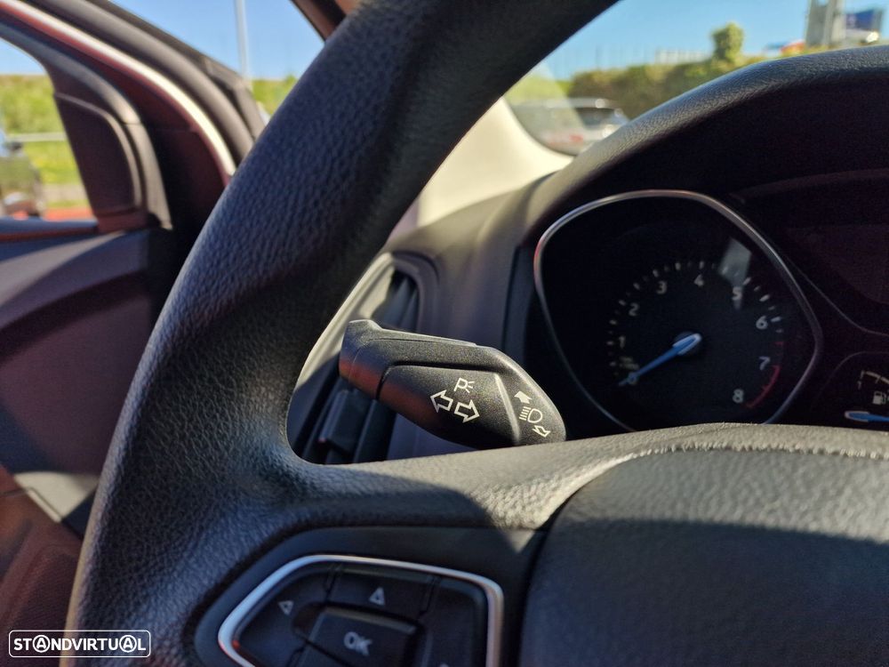 Ford Focus 1.0 SCTi Trend - 17
