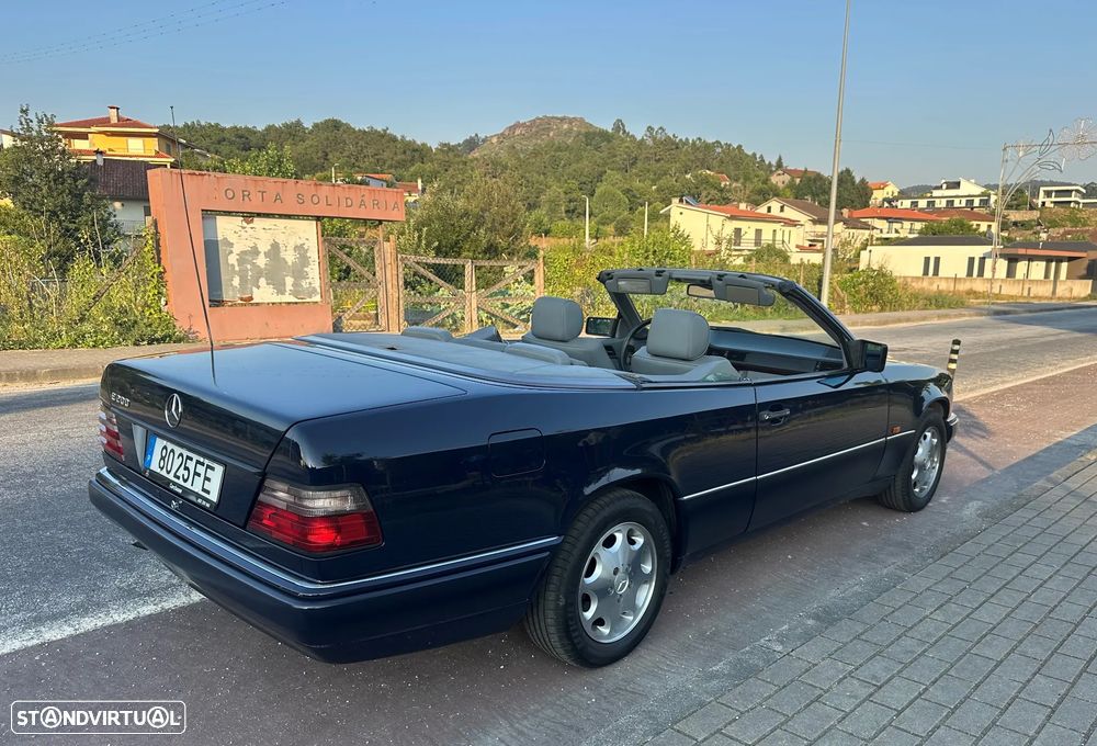 Mercedes-Benz E 200 - 6