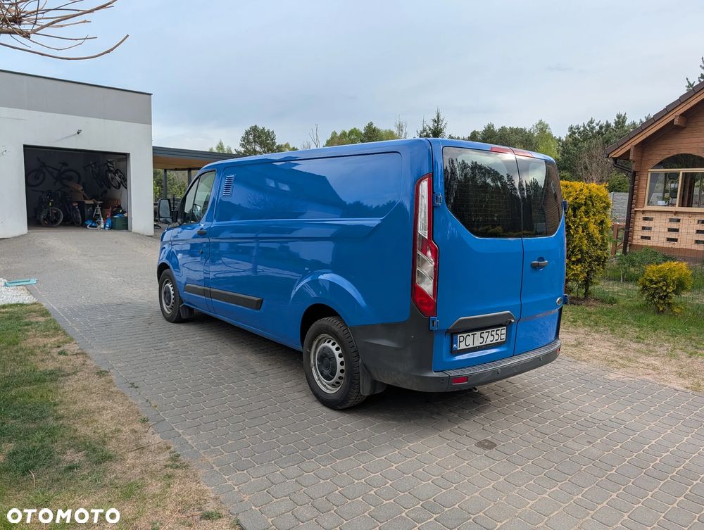 Ford Transit Custom - 11