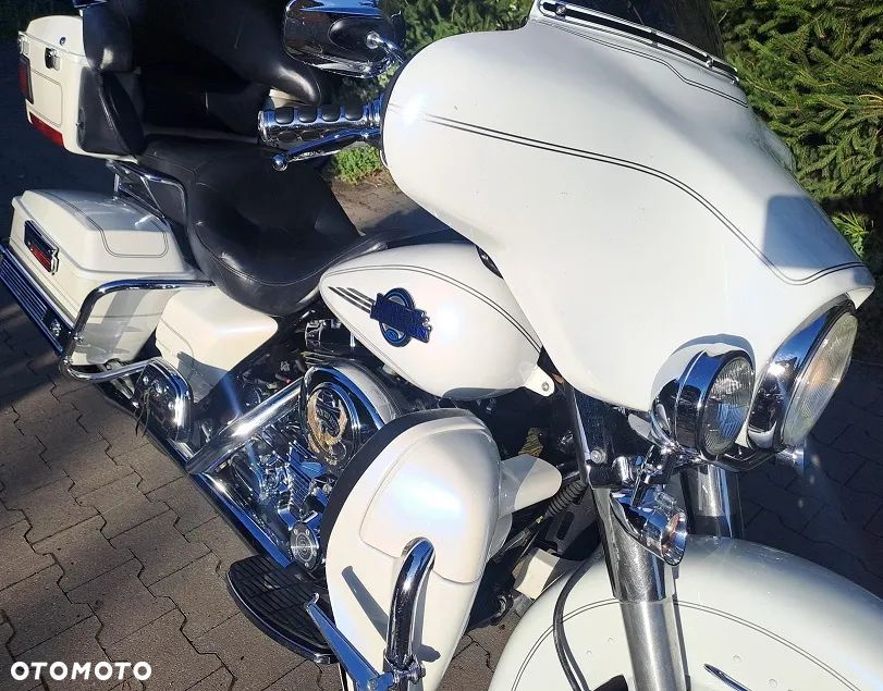 Harley-Davidson FLHTCU Ultra - 1