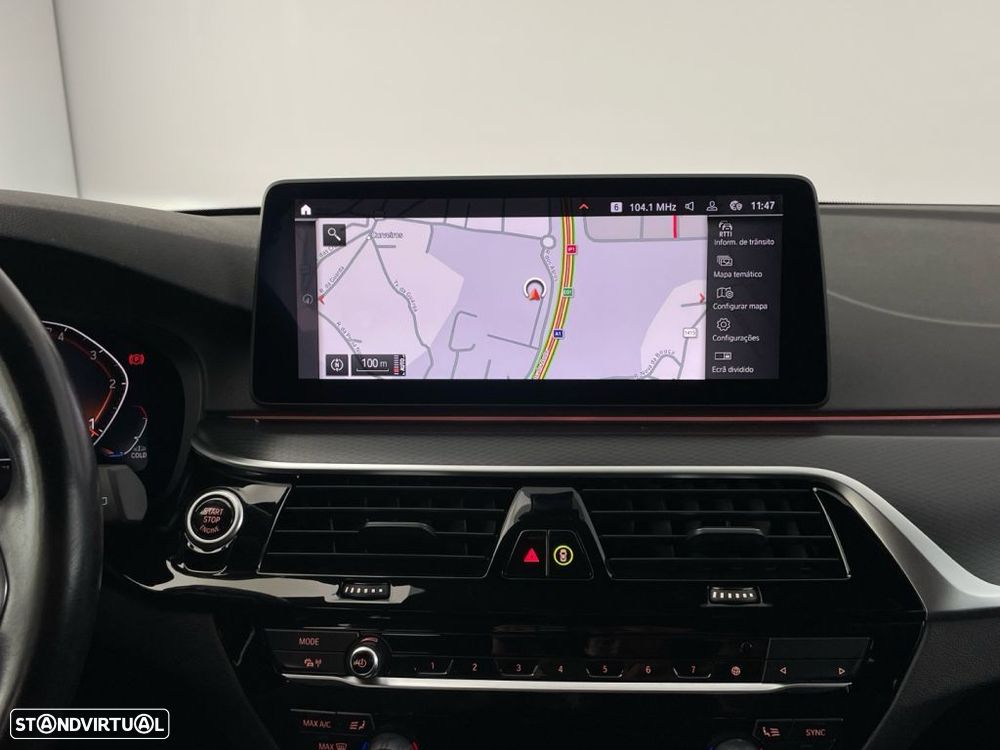 BMW 520 d Pack Desportivo M Auto - 15