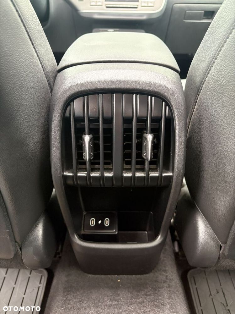 Hyundai Kona 1.6 T-GDI Platinum DCT - 40