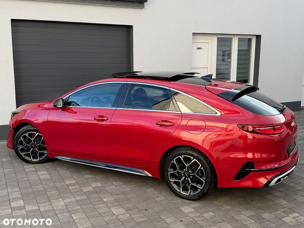 Kia ProCeed 1.5 T-GDI DCT7 OPF GT LINE - 22