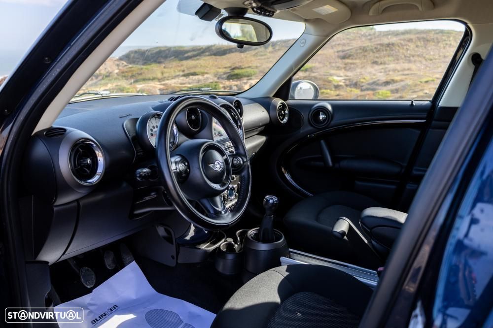 MINI Countryman Cooper D - 10