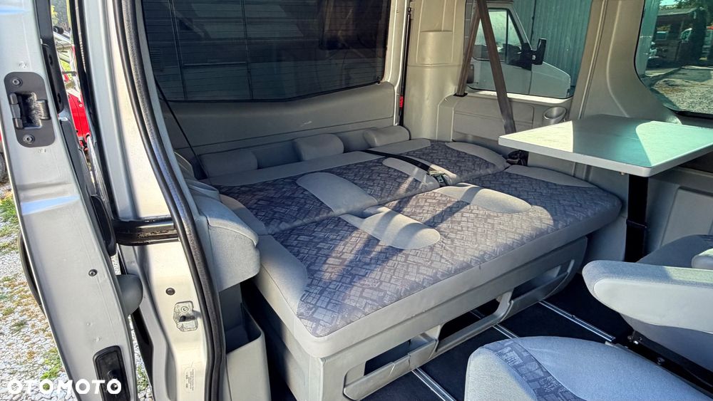 Opel Vivaro - 20