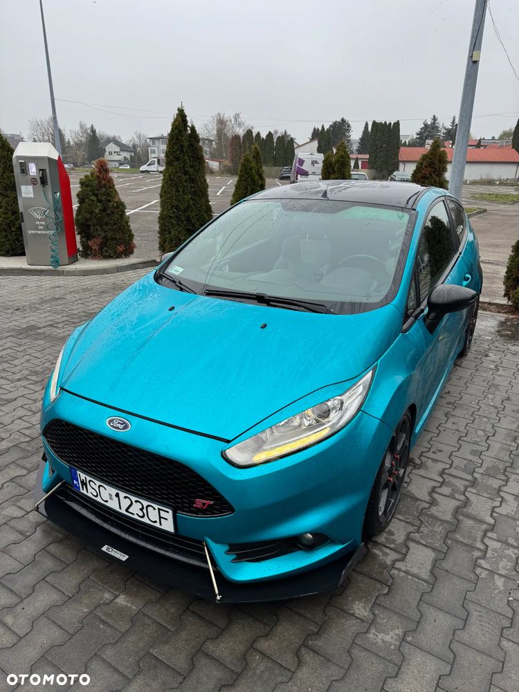 Ford Fiesta 1.6 EcoBoost ST - 3