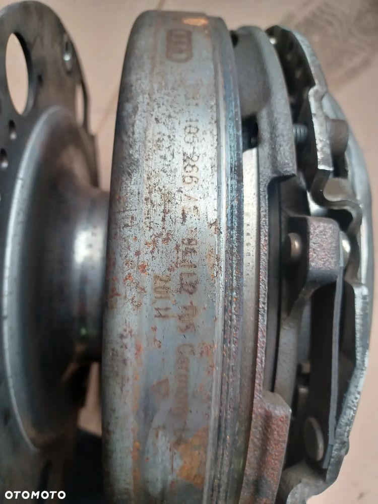 KOŁO DWUMASOWE SPRZĘGŁO A4 B8 2.0 TDI - 6