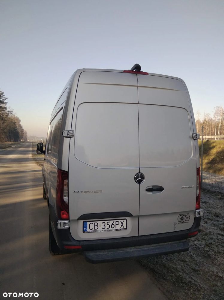 Mercedes-Benz Sprinter - 17