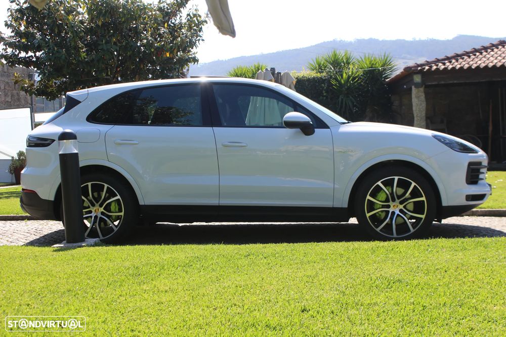 Porsche Cayenne S E-Hybrid - 6