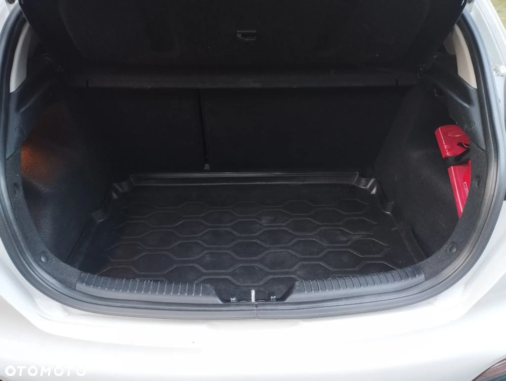 Kia ProCeed 1.4 CRDI L - 9