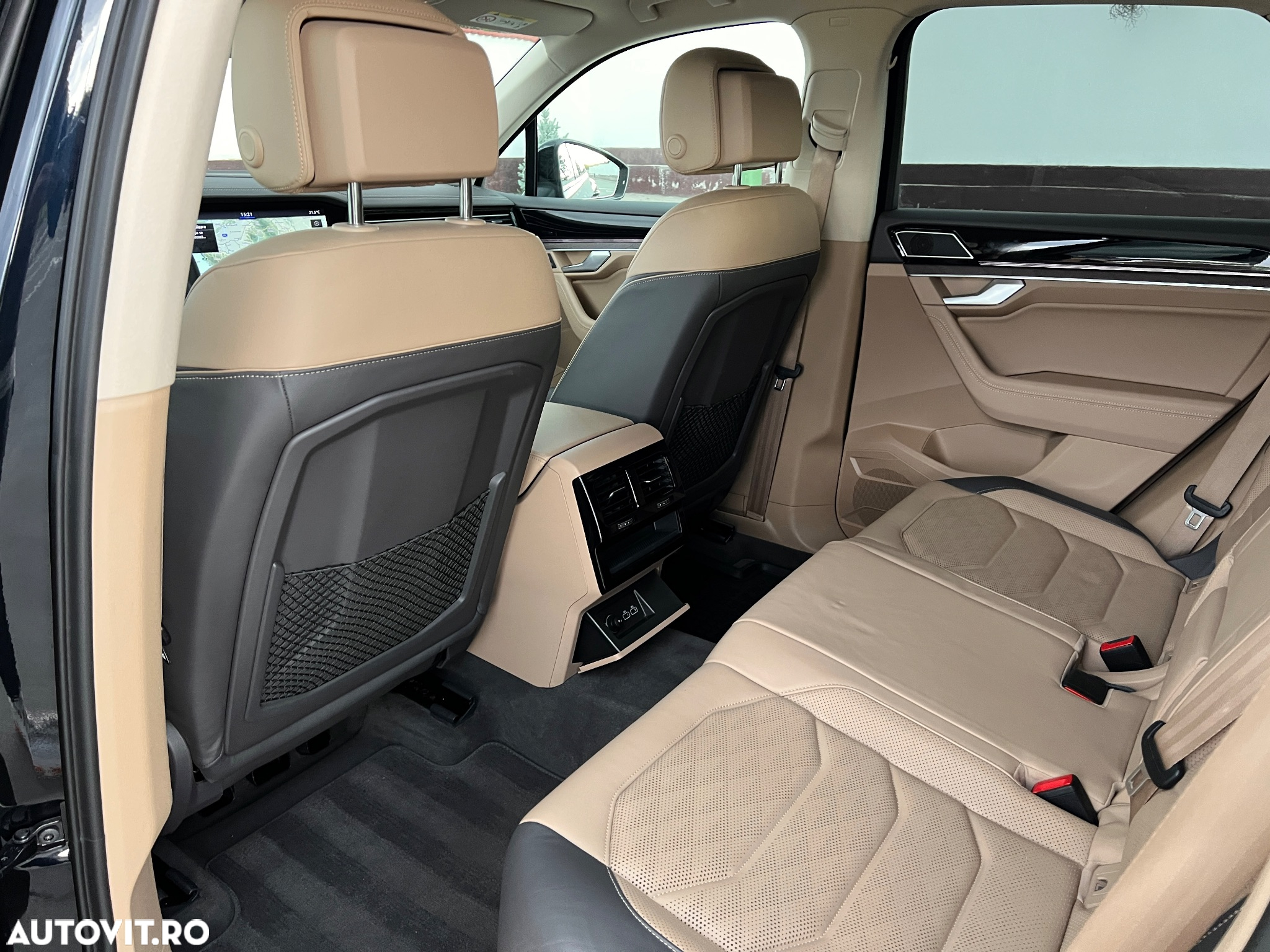Volkswagen Touareg 3.0 V6 TDI 4Motion DPF Automatik R-Line - 28