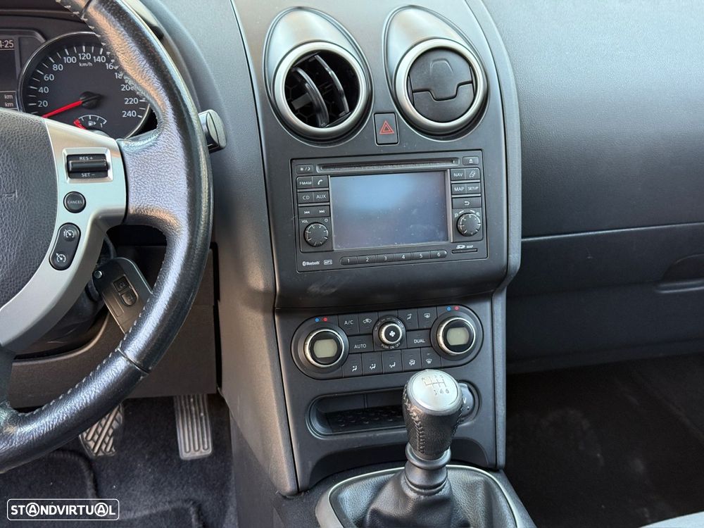 Nissan Qashqai +2 - 12