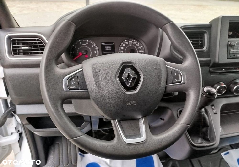 Renault Master - 15