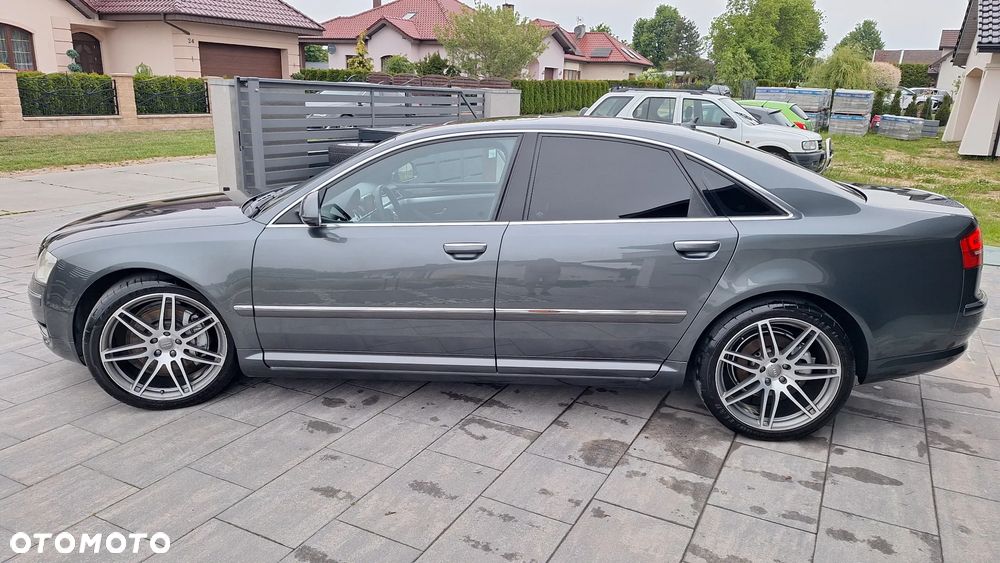 Audi A8 4.2 FSI Quattro - 3