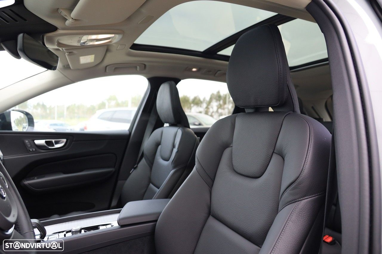 Volvo XC 60 2.0 T6 PHEV Plus Dark AWD - 5