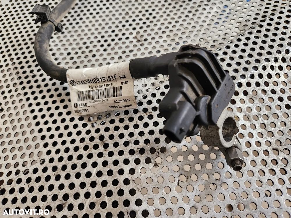 Borna Baterie Minus Audi A8 4H D4 An 2010-2011-2012-2013-2014-2015-2016-2017 Cod 4H0915181F Dezmembrez Audi A8 3.0 Tdi Motor CLA Cutie NNY An 2010-2011-2012-2013-2014-2015-2016-2017 - Dezmembrari Arad - 2
