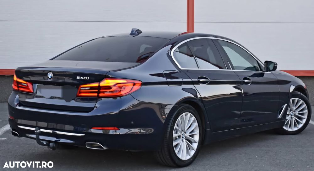 BMW Seria 5 540i Aut. Luxury Line - 3