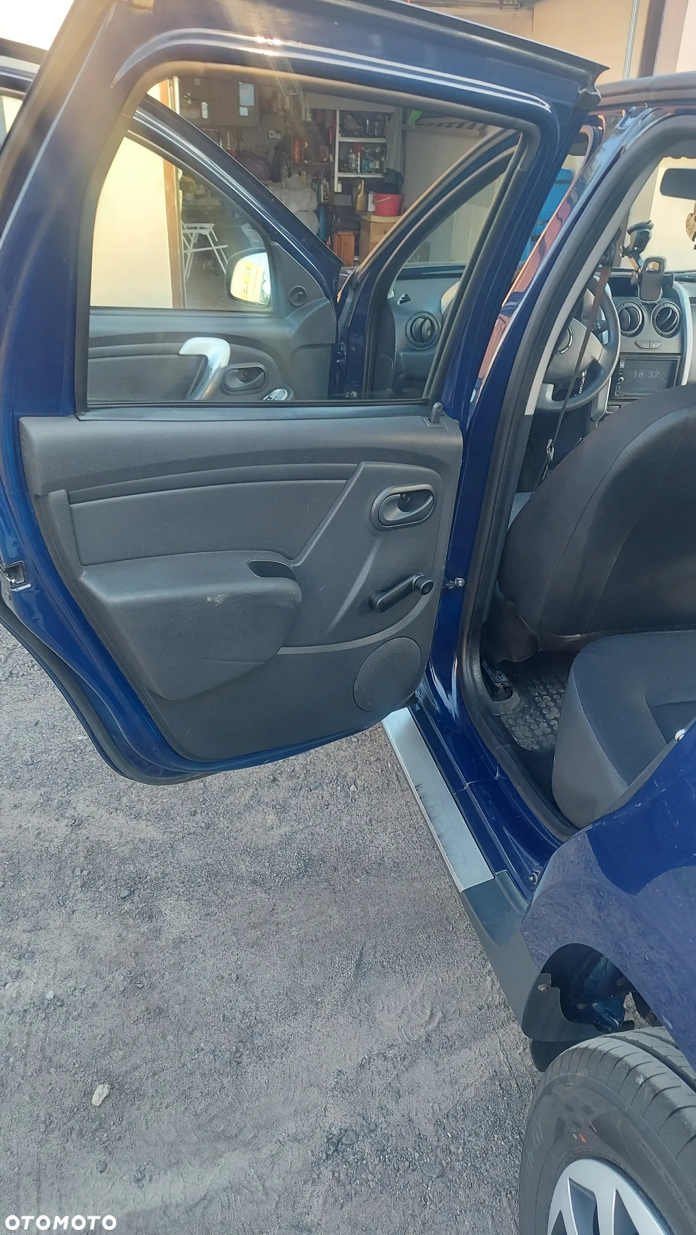 Dacia Duster 1.6 SCe Laureate S&S - 20