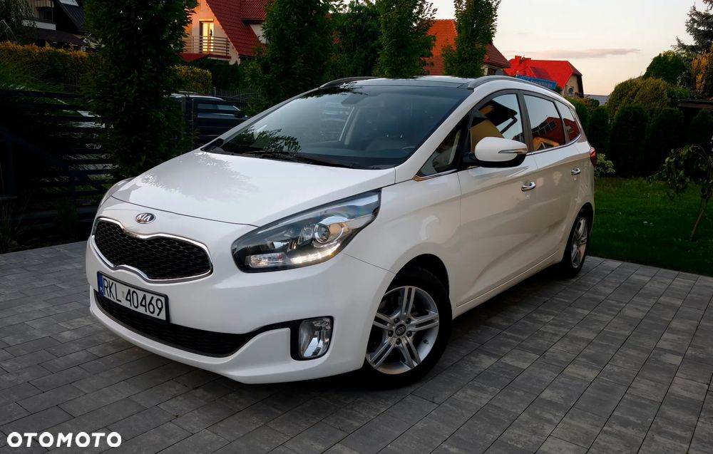 Kia Carens 1.7 CRDi Business Line 7os - 13