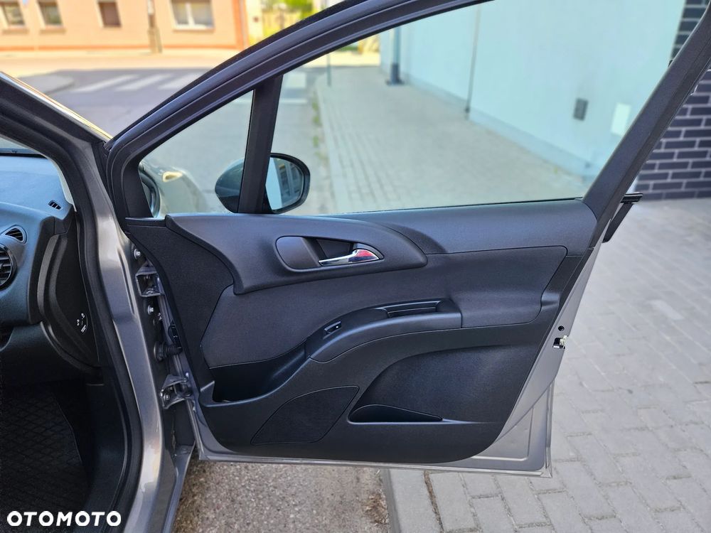 Opel Meriva 1.4 Essentia - 13