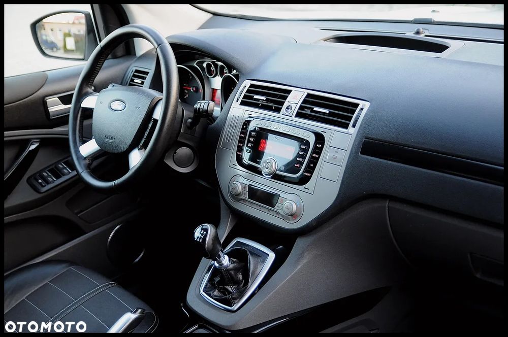 Ford Kuga 2.0 TDCi Titanium - 30